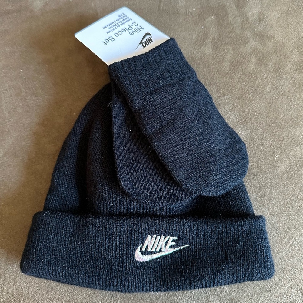 Nike Black Hat and Mitten Set